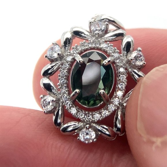 Green Sapphire 1.02ct White Gold Finish Solid 925 Sterling Silver Pendant